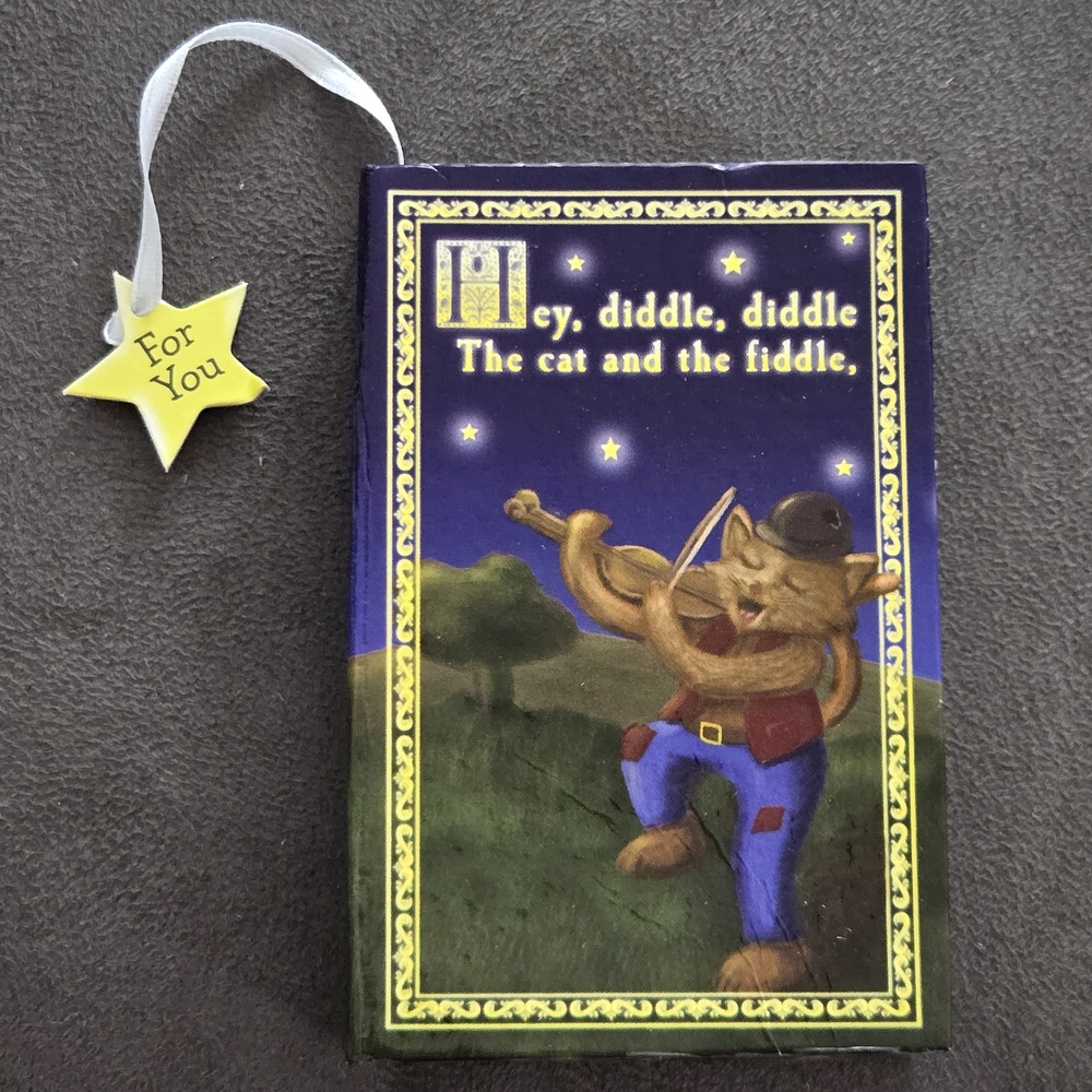 Hey Diddle Diddle Cat and Fiddle Ornament